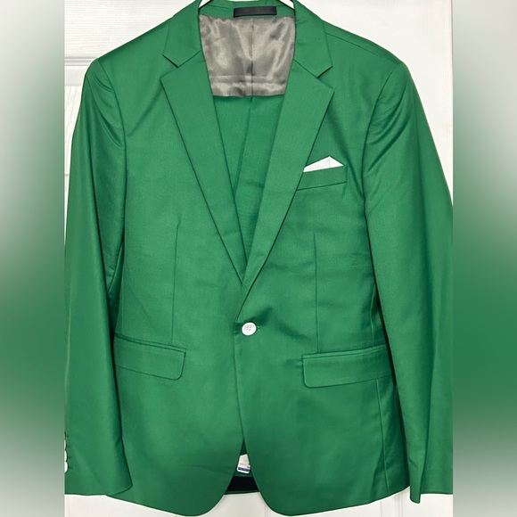 Like New Green Men Suit. Jacket 32 Pants 30 - Picture 5 of 5